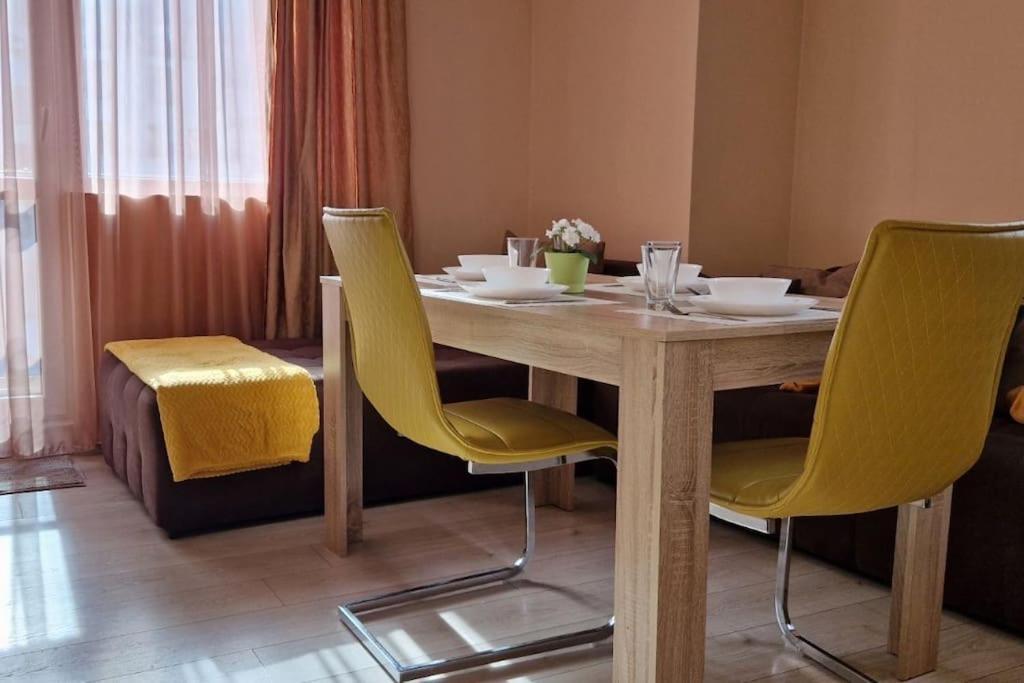 Mila'S 1 Bedroom Apartment София Екстериор снимка