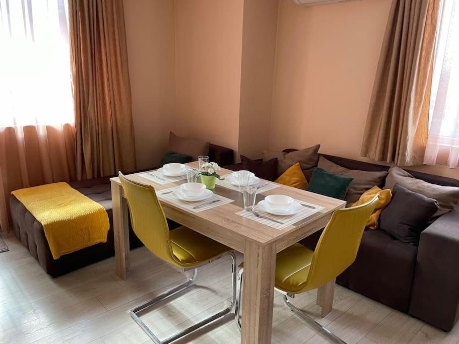 Mila'S 1 Bedroom Apartment София Екстериор снимка